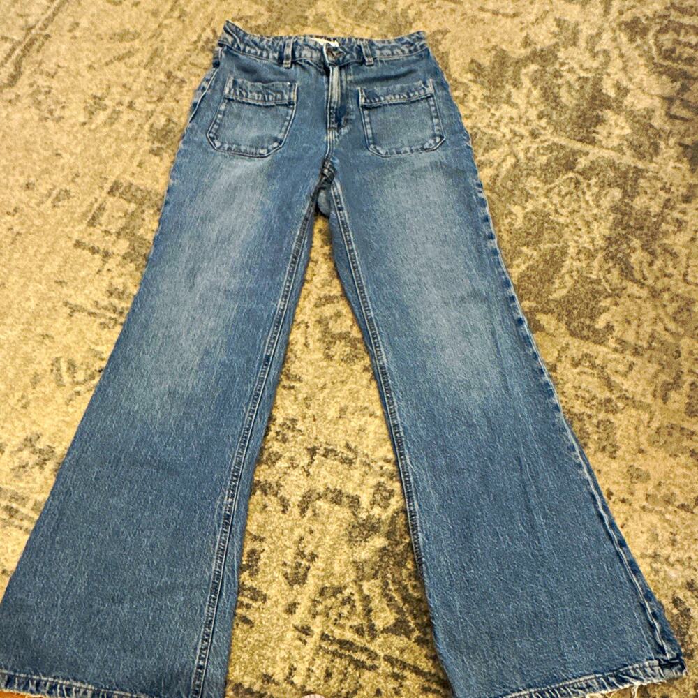 Garage Denim Women's Bootcut Jeans Medium Wash Blue Denim Mid Rise Frayed Hem 03
